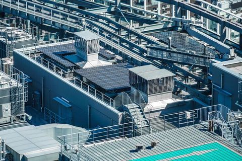 Plantas de Energía en Fábricas Inteligentes: Guía Informativa sobre Funcionamiento y Automatización